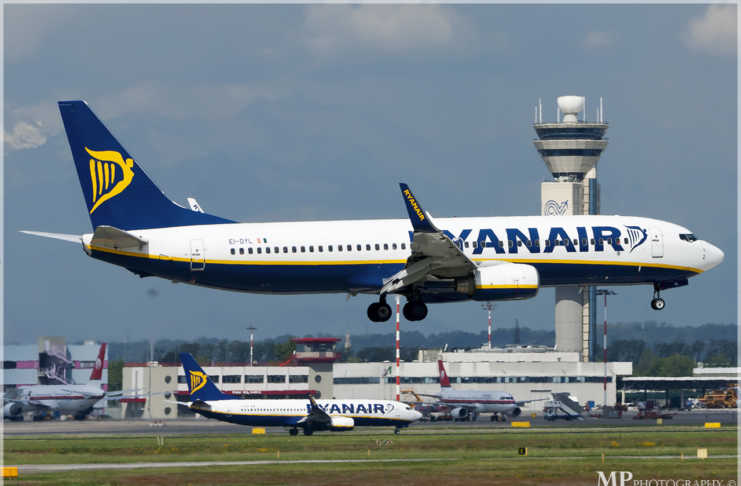 RYANAIR